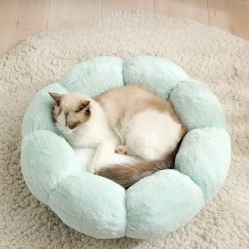 Super Soft Cat Bed Cats Cushion Long Plush Dogs Basket Cushion Animals Sleeping Sofa Flower-Shaped Round Pet Bed Pet Dog Beds