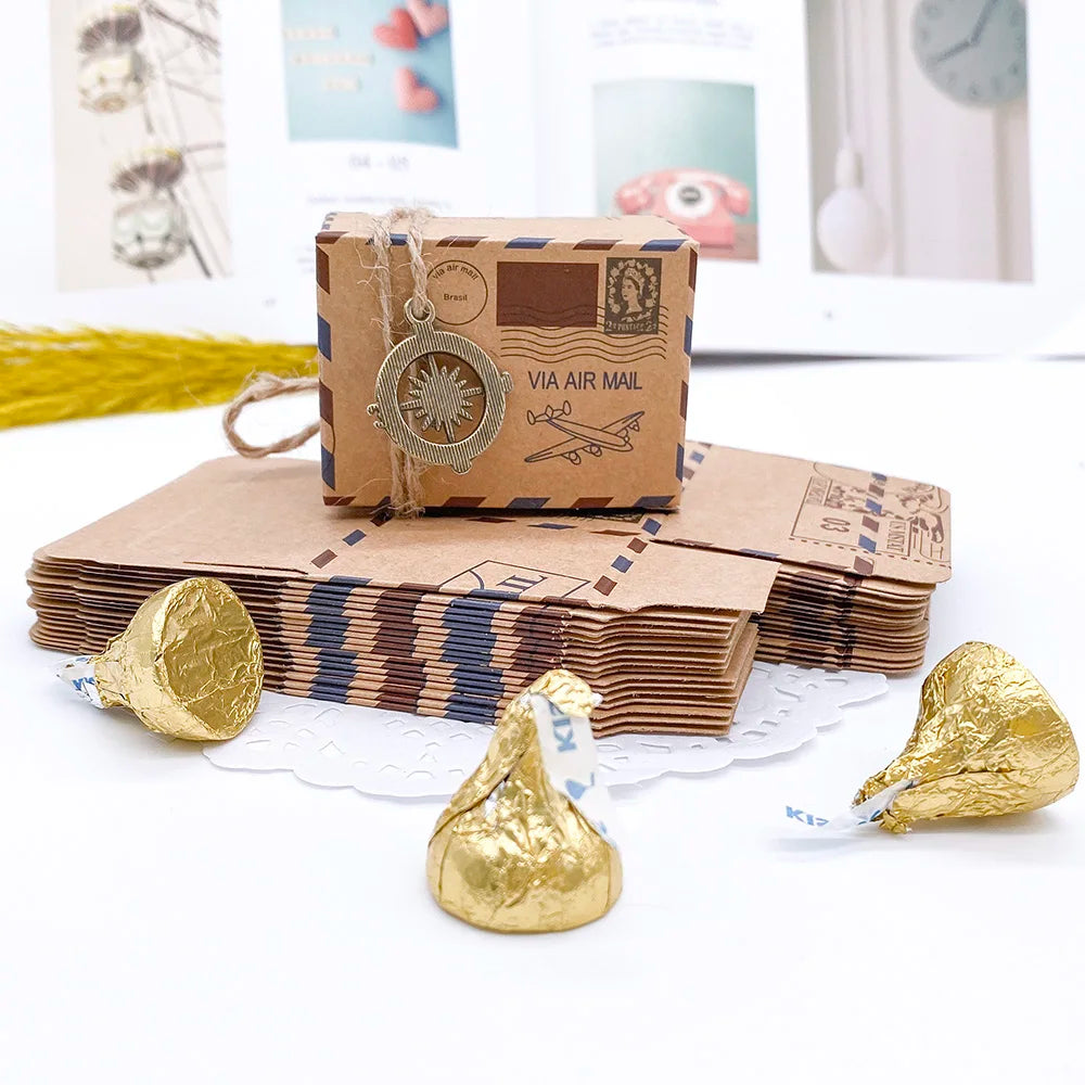 50 Pcs Vintage Favors Candy Box Kraft Paper Travel Theme Airplane Air Mail Boxes With Compass Hanging Wedding Party Souvenirs