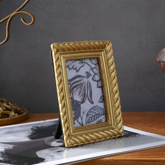 1PC, vintage spiral photo frame, resin gold engraved decorative frame, suitable for home desktop decoration