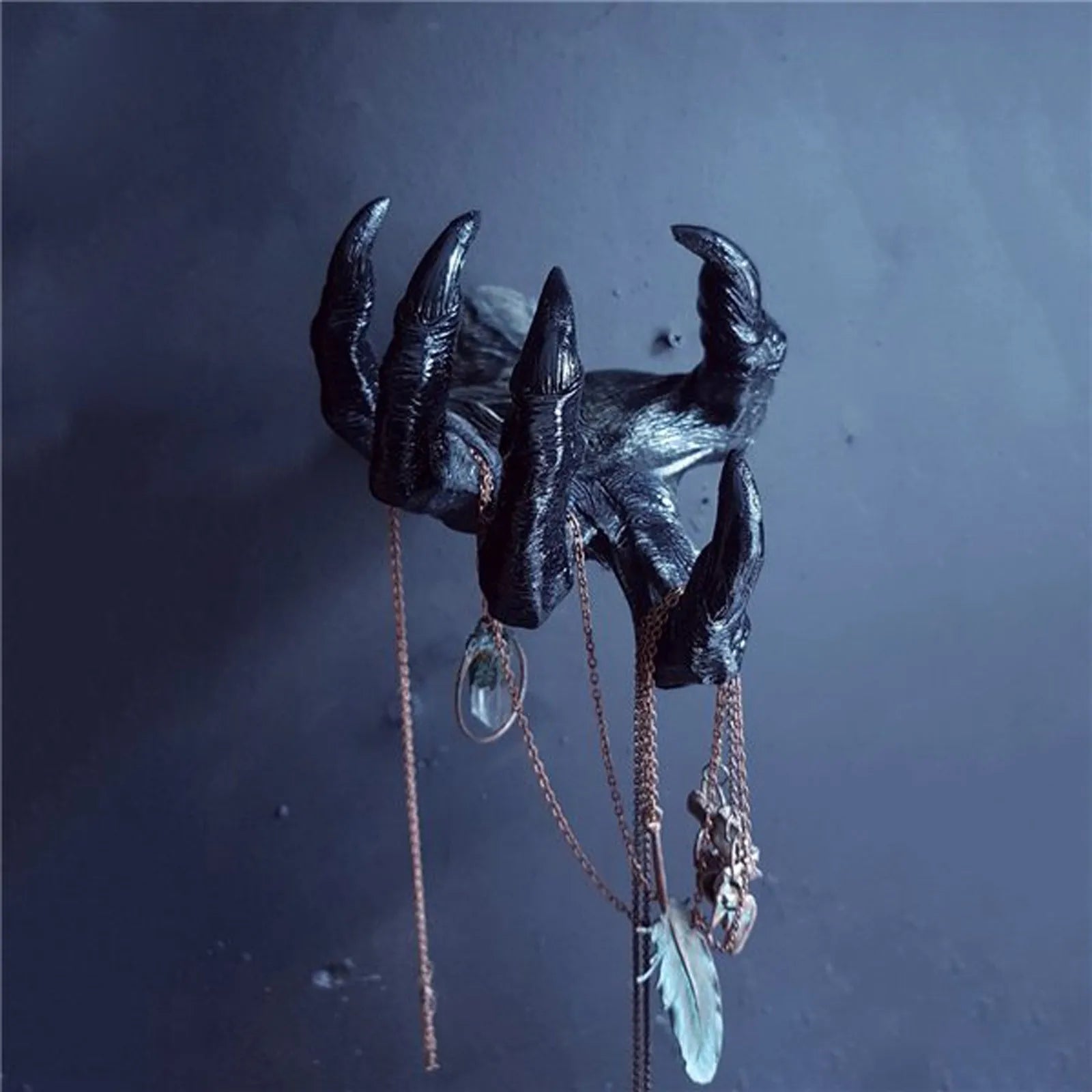 The Witch's Hand Wall Hanging Wall-mounted Simulation Hands Statue 3d Decorative Resin Art Open Hand Sculpture Декор Для Дома