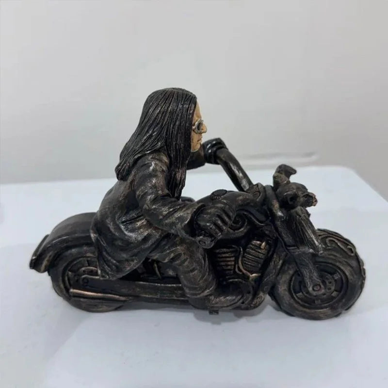 Ozzy Osbourne Motorcycle Rider Statue Ornament Retro Resin Sculpture Artware Writing Desk Office Home Furnishing Desktop Decor