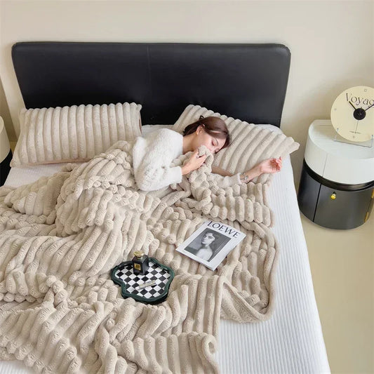 Imitation Rabbit Velvet Spring Autumn Warm Bed Blanket or Blanket and Pillowcase Soft Warmth Sofa Blankets for Throw Lap Blanket