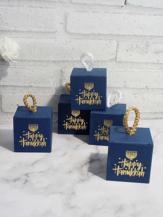Jewish Hanukkah Square Candy Box, New Year Gift Box, Hanukkah Happy Decoration Gift Box, Gift Atmosphere Candy Box