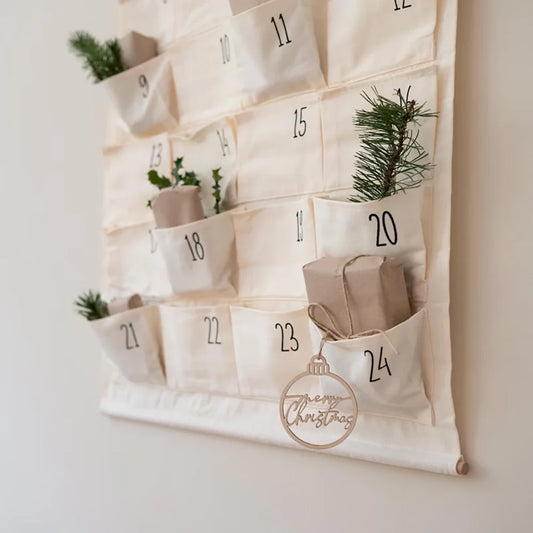 Personalised Christmas Countdown Advent Calendar with 24 Pockets for Children Christmas Wall Hanging Decoration Children's Room