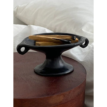 Creative Retro Tall Ceramic Storage Plate Handmade Double -ear Decoration French Niche Alien Disk Tibetan Jewelry Dish Frutero