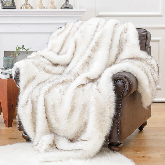 Battilo Faux Fur Blanket Plaid Throw for Sofa Luxury Fox Fur Throw Blanket Winter Warm Fluffy Soft Blankets Bedspread on the Bed