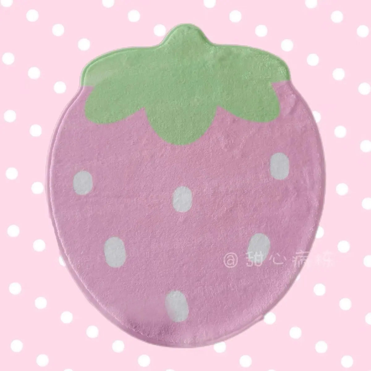 VIKAMA Sweet Strawberry Floor Mat, Bedroom Bed Plush Anti-Slip Carpet, Wardrobe Room, Home Decoration, Living Room Carpet